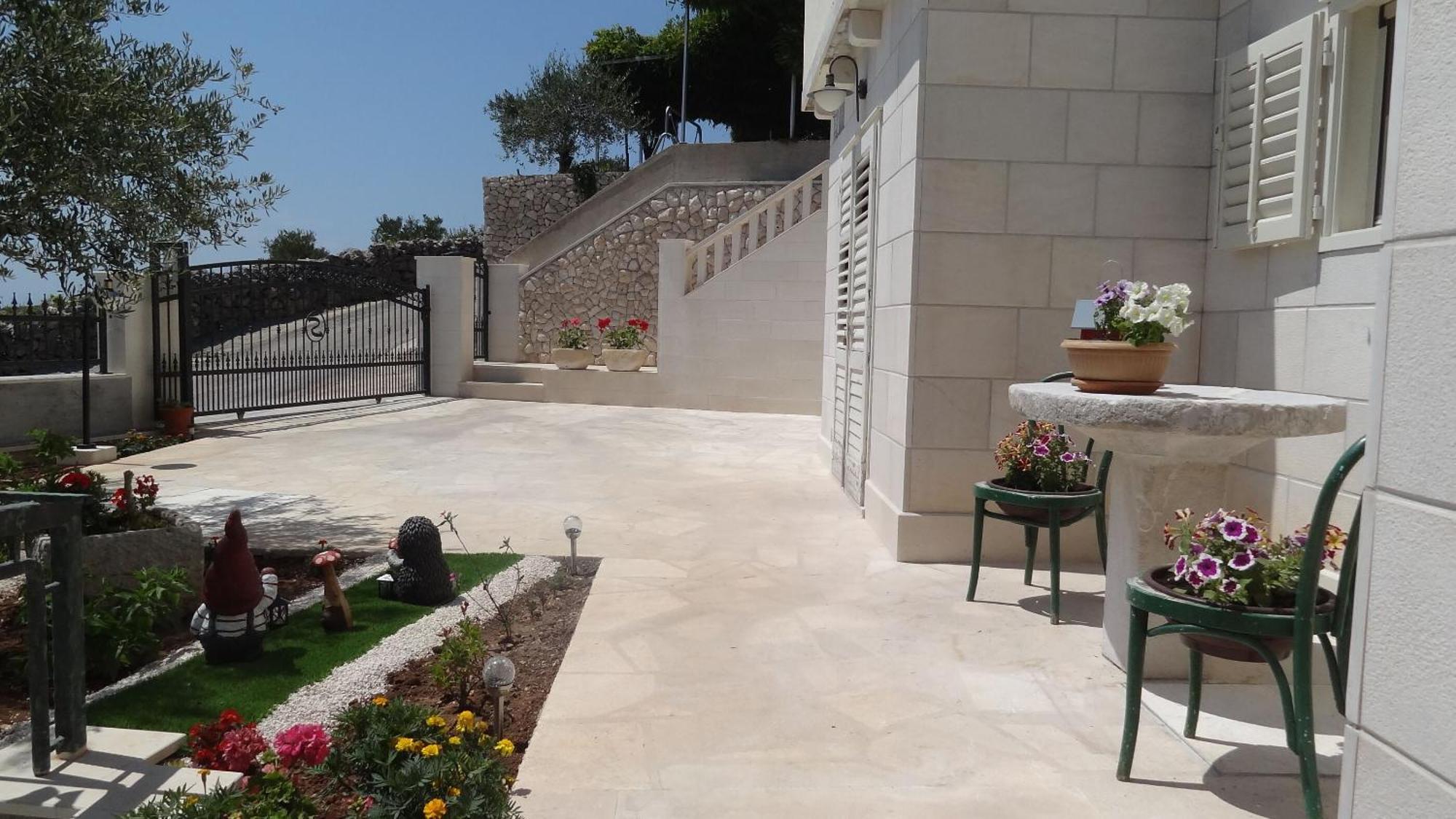 Apartments Branka - 30 M From Beach Sevid Exterior photo